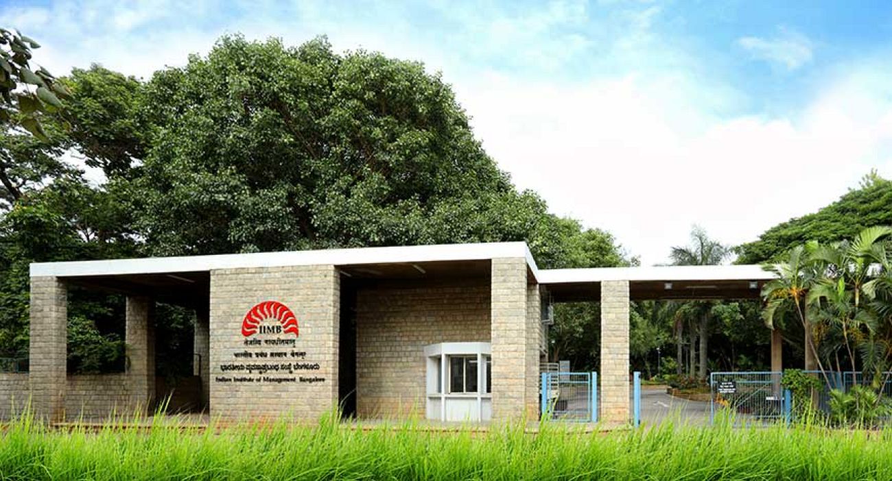 IIM Bangalore Upskills Managers with a New Leadership Coaching Program