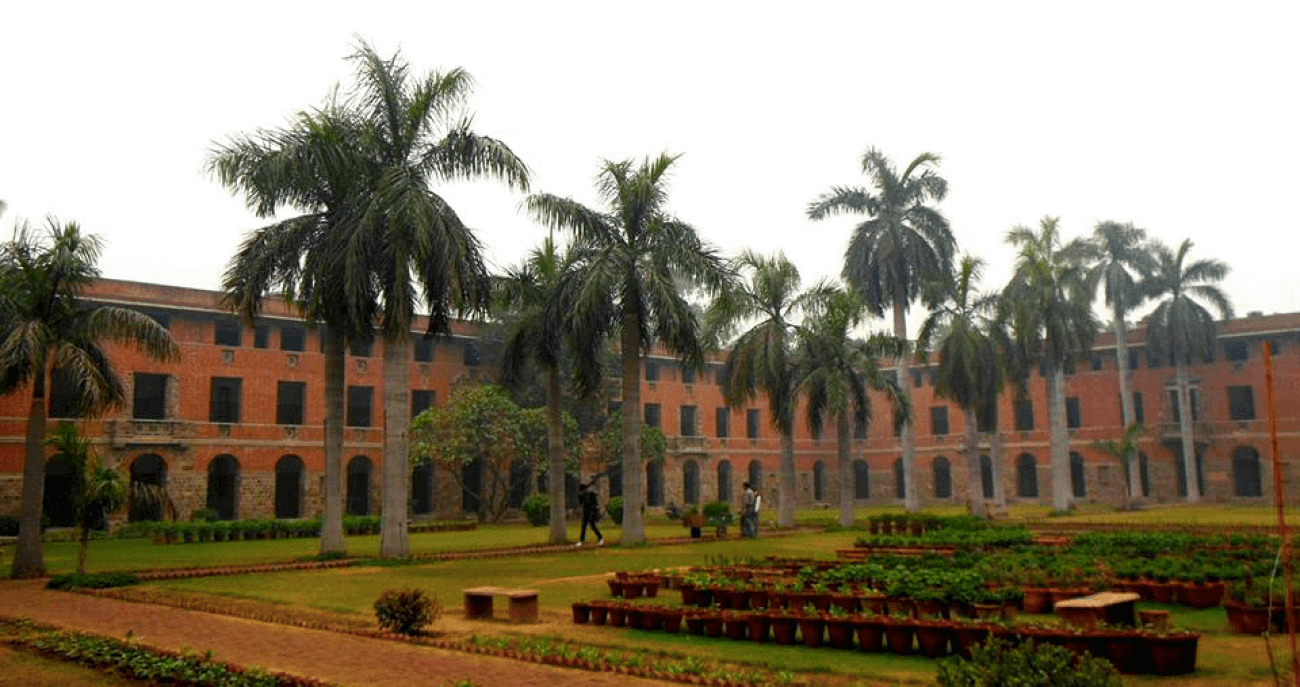 RAJAGIRI COLLEGE