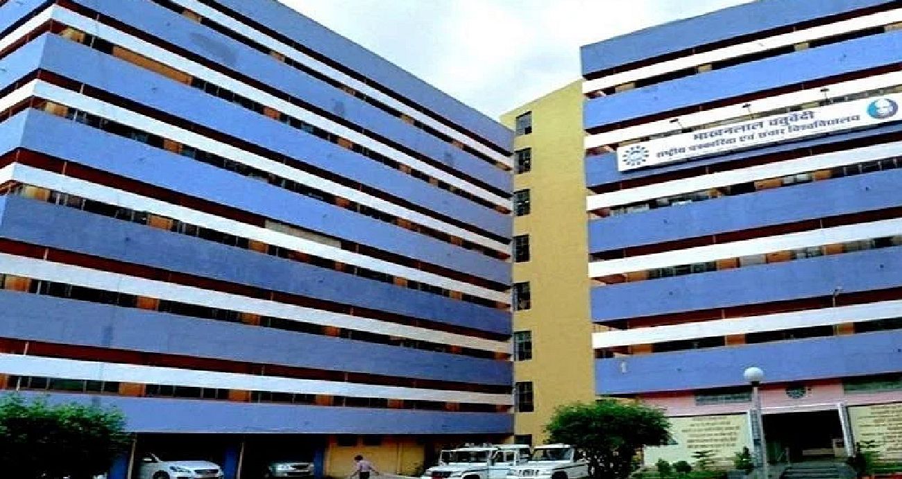 CONVERGENCE INSTITUTE OF MEDIA MANAGEMENT AND INFORMATION TECHNOLOGY STUDIES - (COMMITS), BANGALORE
