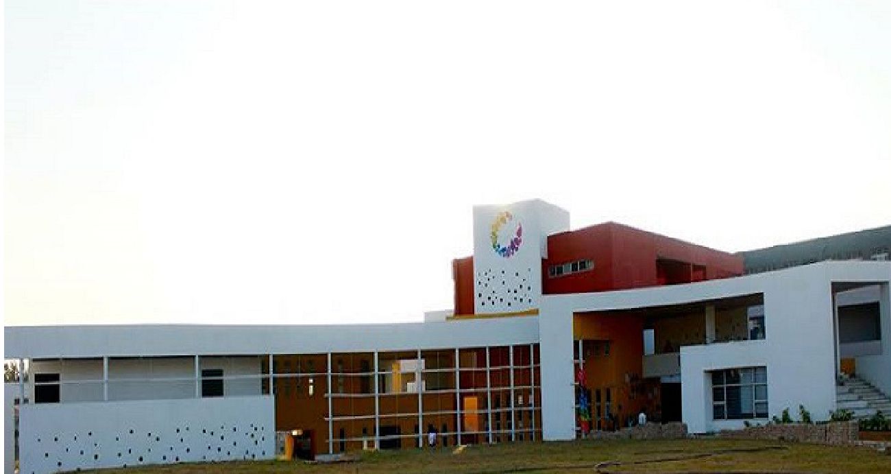 VOGUE INSTITUTE OF ART AND DESIGN - (VIAD), BANGALORE
